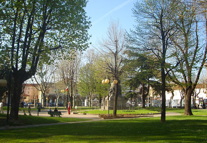 Bra, giardini pubblici della stazione