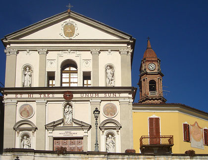 Bra, campanile dei Battuti Bianchi
