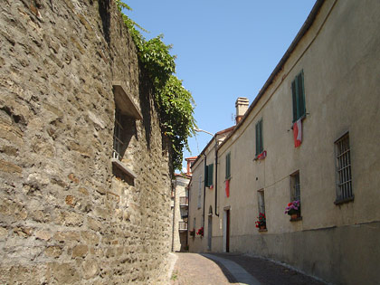 Murazzano: la vecchia scuola,